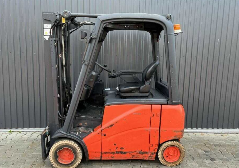 Linde E20PH - מלגזה חשמלית: תמונה 2 Linde E20PH - מלגזה חשמלית: תמונה 2