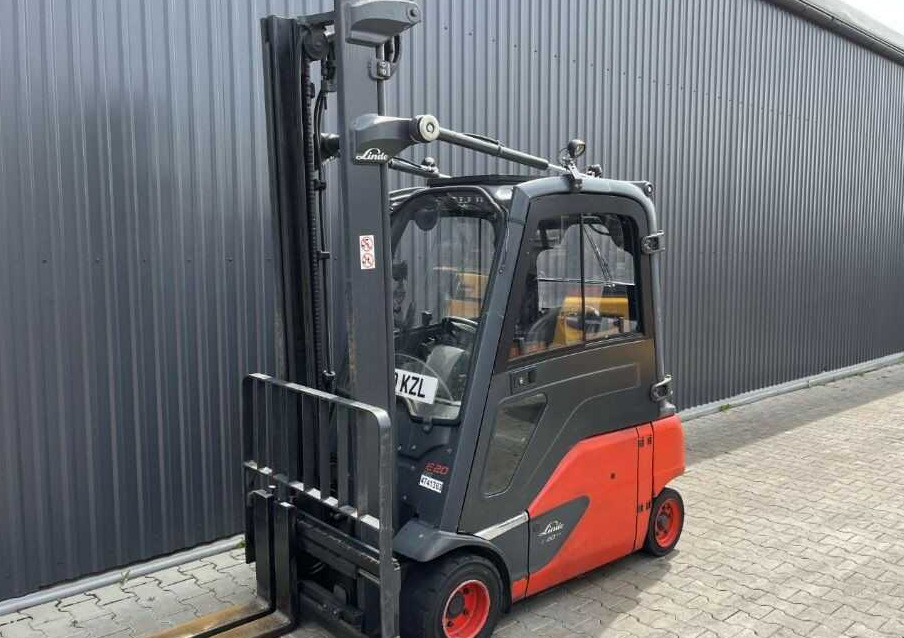 Linde E20PL-02 - מלגזה חשמלית: תמונה 1 Linde E20PL-02 - מלגזה חשמלית: תמונה 1