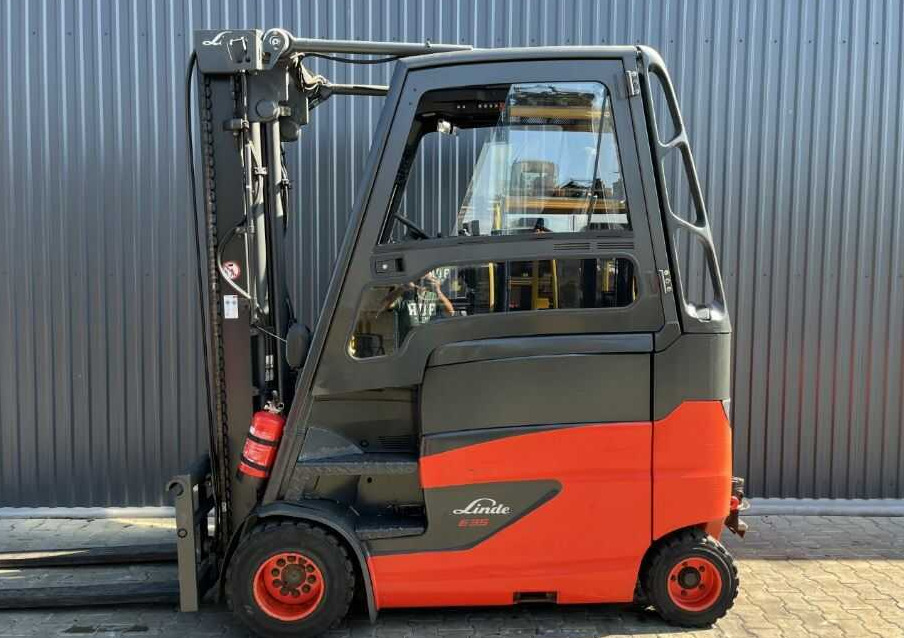 Linde E35HL-01 - מלגזה חשמלית: תמונה 2 Linde E35HL-01 - מלגזה חשמלית: תמונה 2