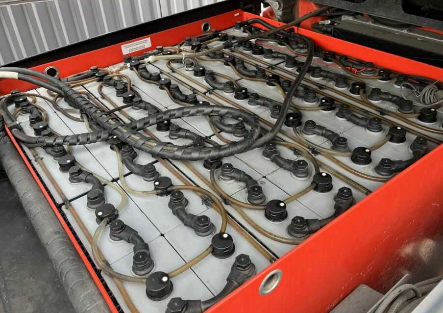 Linde E40/600HL - מלגזה חשמלית: תמונה 2 Linde E40/600HL - מלגזה חשמלית: תמונה 2