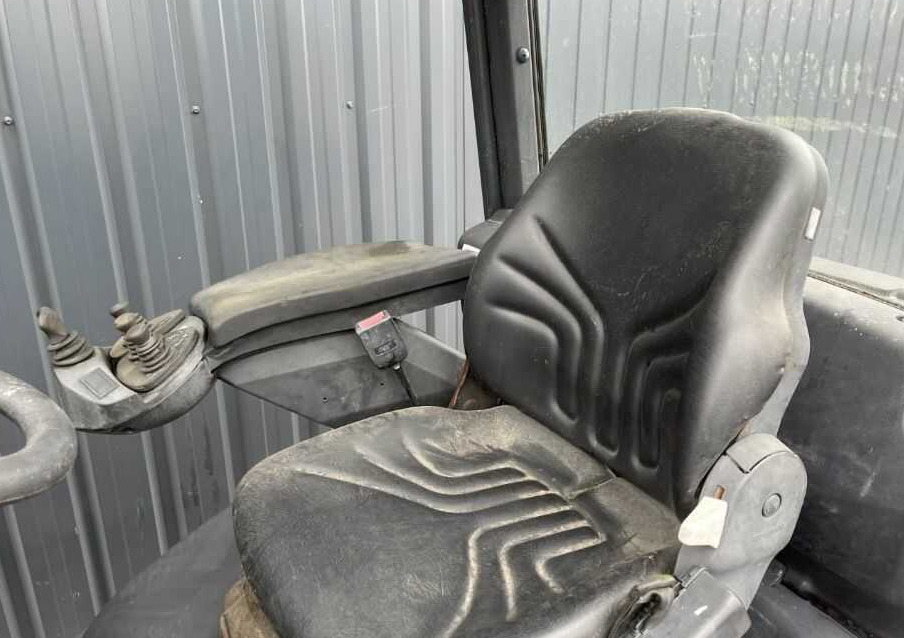מלגזת LPG Linde H16T-01: תמונה 7