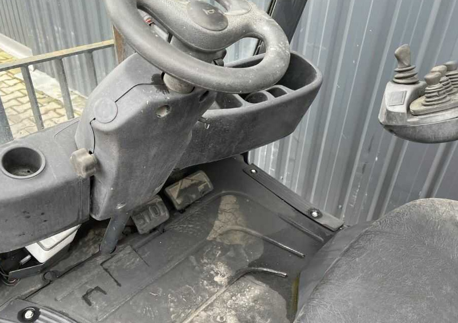 מלגזת LPG Linde H16T-01: תמונה 8