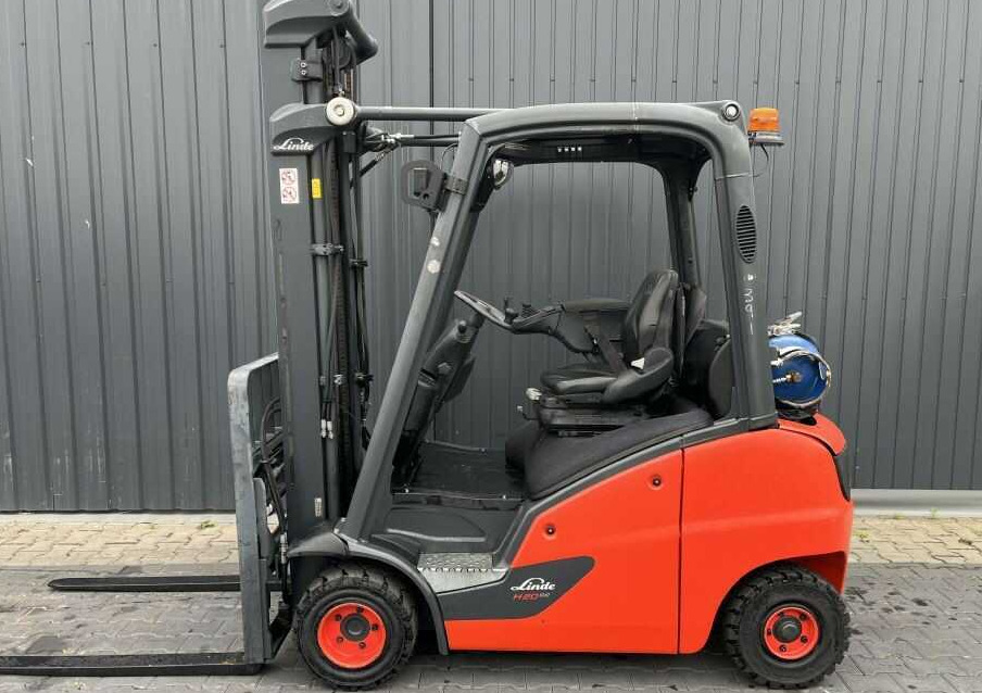 Linde H20T-01 - מלגזת LPG: תמונה 2 Linde H20T-01 - מלגזת LPG: תמונה 2
