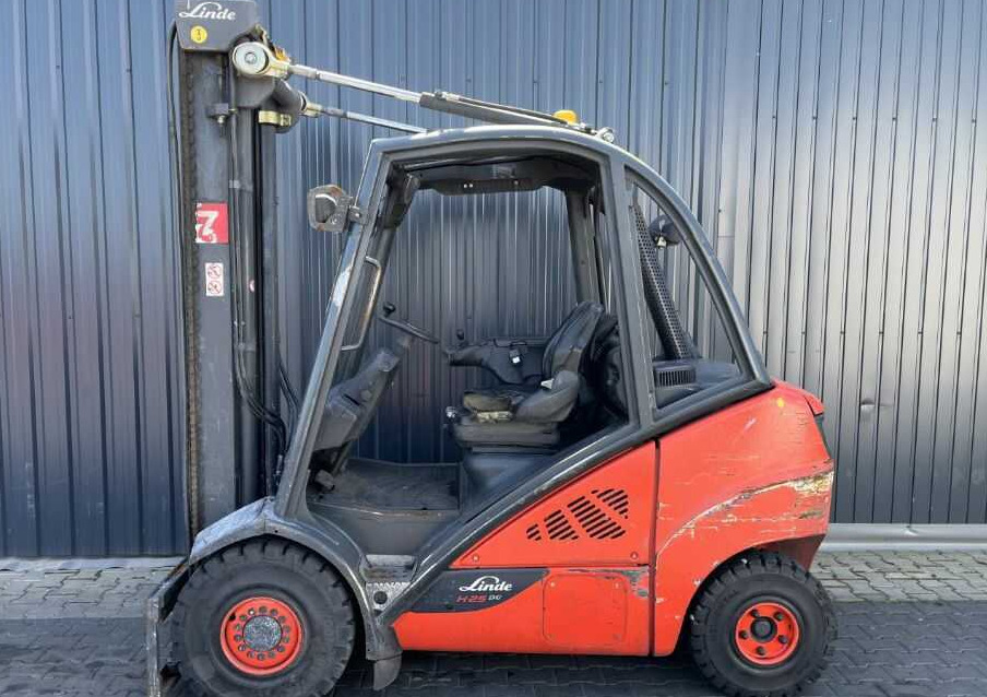 Linde H25D-02/600 - מלגזת סולר: תמונה 2 Linde H25D-02/600 - מלגזת סולר: תמונה 2