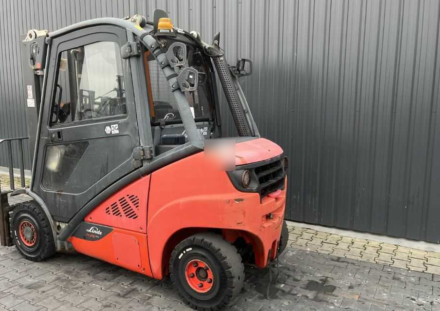 Linde H25D-02 - מלגזת סולר: תמונה 3 Linde H25D-02 - מלגזת סולר: תמונה 3