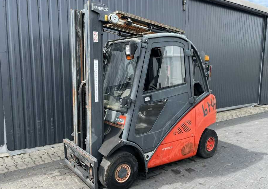 Linde H25T-01 - מלגזת LPG: תמונה 1 Linde H25T-01 - מלגזת LPG: תמונה 1