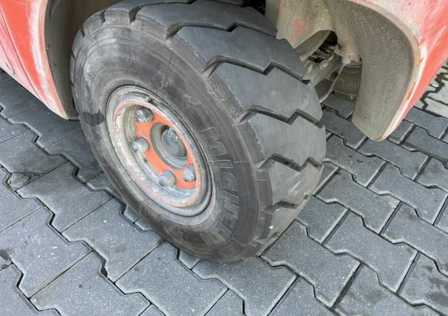 מלגזת LPG Linde H25T-02: תמונה 10