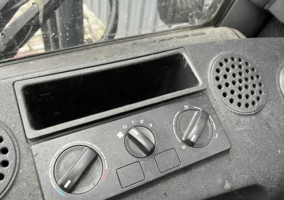 מלגזת LPG Linde H25T-02: תמונה 6 מלגזת LPG Linde H25T-02: תמונה 6