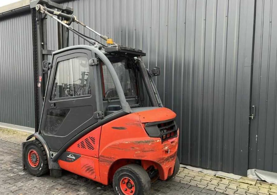 Linde H30D-02 - מלגזת סולר: תמונה 3 Linde H30D-02 - מלגזת סולר: תמונה 3