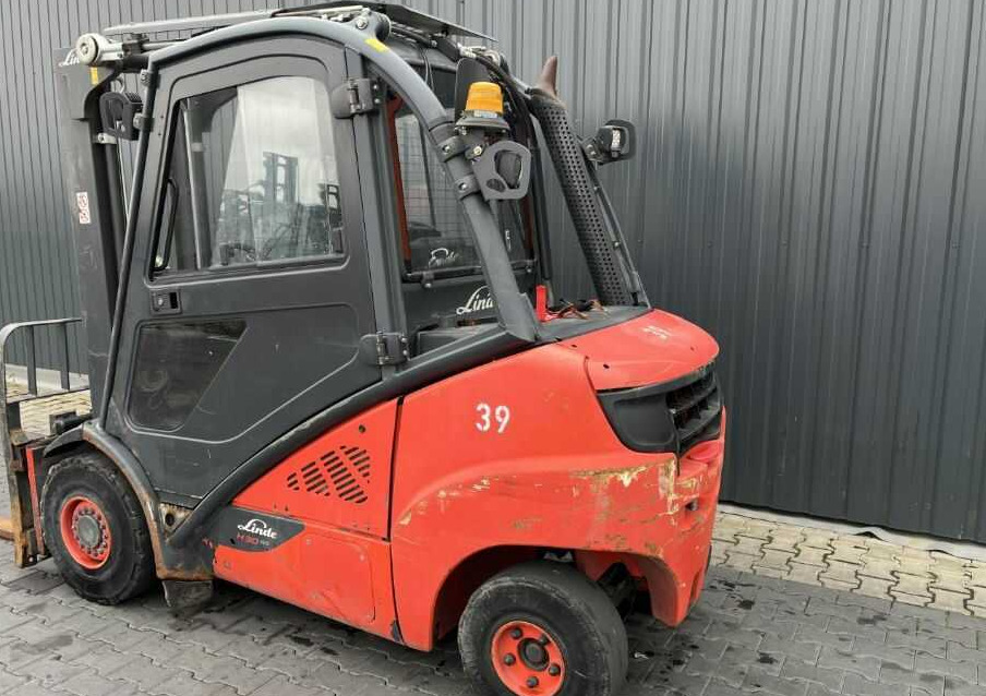 Linde H30D-02 - מלגזת סולר: תמונה 3 Linde H30D-02 - מלגזת סולר: תמונה 3