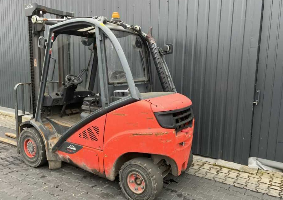 Linde H30D-02 - מלגזת סולר: תמונה 3 Linde H30D-02 - מלגזת סולר: תמונה 3