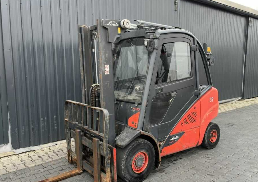 Linde H30D-02 - מלגזת סולר: תמונה 1 Linde H30D-02 - מלגזת סולר: תמונה 1