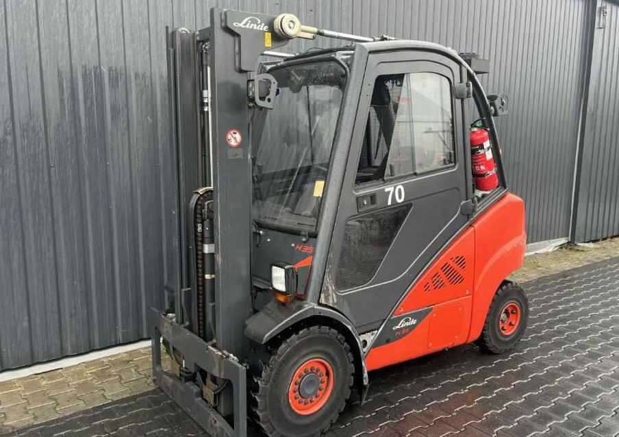 Linde H35D-01 - מלגזת סולר: תמונה 1 Linde H35D-01 - מלגזת סולר: תמונה 1