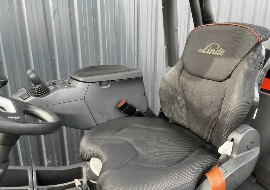 מלגזת LPG Linde H35T-01: תמונה 7 מלגזת LPG Linde H35T-01: תמונה 7