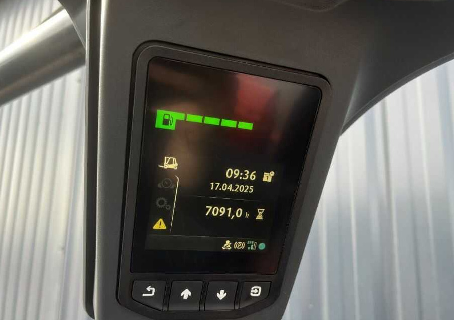 מלגזת LPG Linde H35T-01: תמונה 6 מלגזת LPG Linde H35T-01: תמונה 6