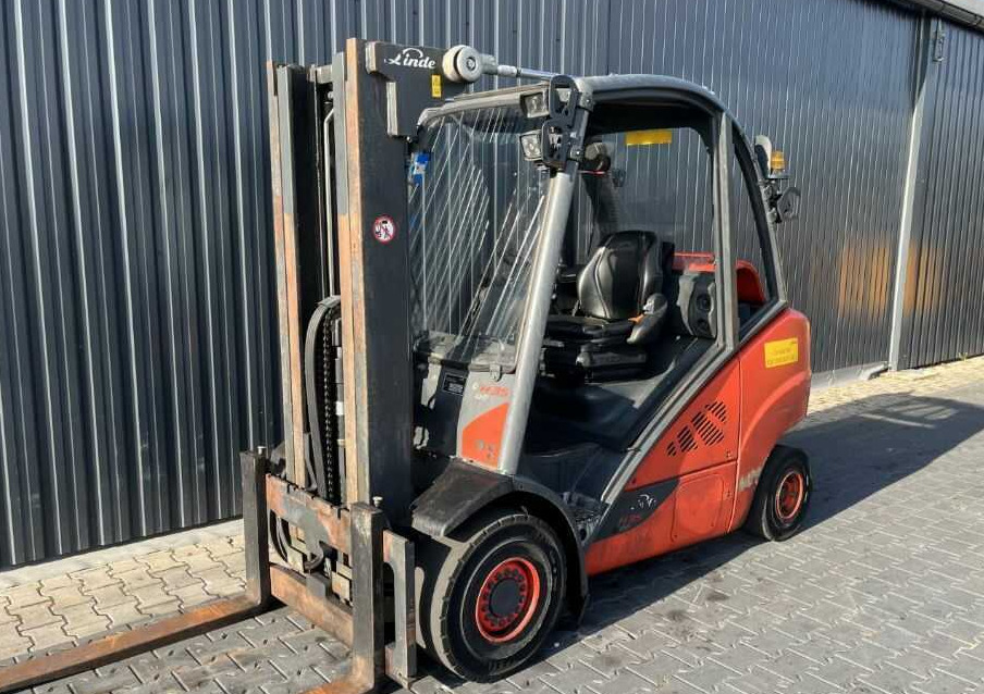 Linde H35T-02 - מלגזת LPG: תמונה 1 Linde H35T-02 - מלגזת LPG: תמונה 1
