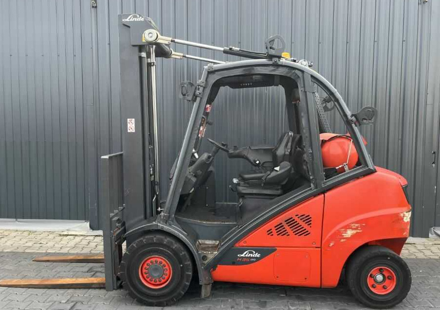 Linde H35T-02 - מלגזת LPG: תמונה 2 Linde H35T-02 - מלגזת LPG: תמונה 2