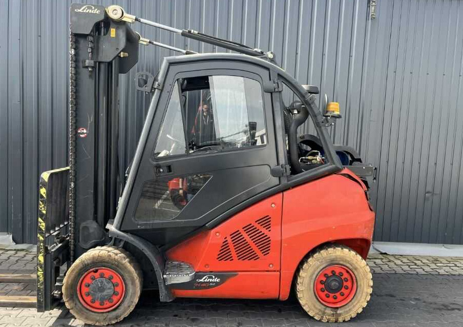 Linde H40T-02 - מלגזת LPG: תמונה 2 Linde H40T-02 - מלגזת LPG: תמונה 2