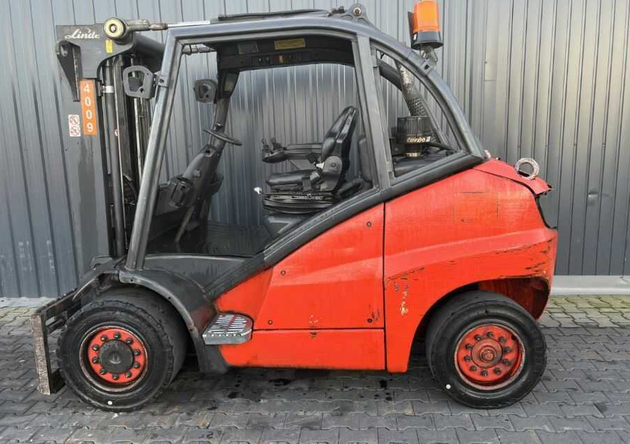 Linde H45D - מלגזת סולר: תמונה 2 Linde H45D - מלגזת סולר: תמונה 2