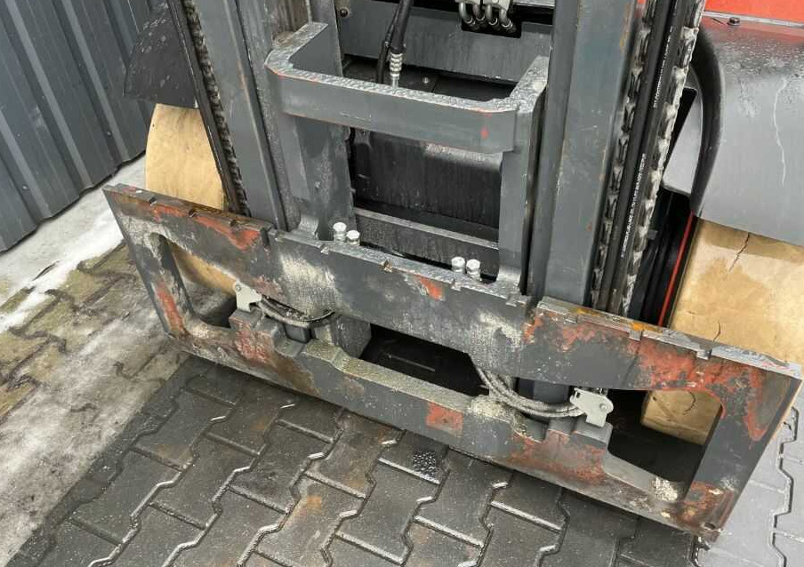 מלגזת LPG Linde H45T-02: תמונה 9