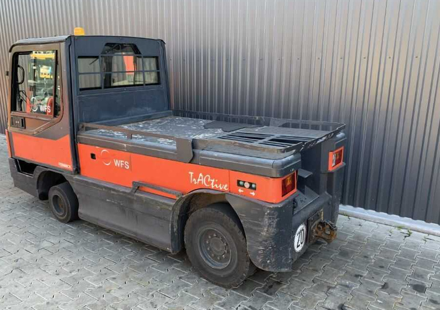 Linde P250 - טרקטור גרירה: תמונה 3 Linde P250 - טרקטור גרירה: תמונה 3