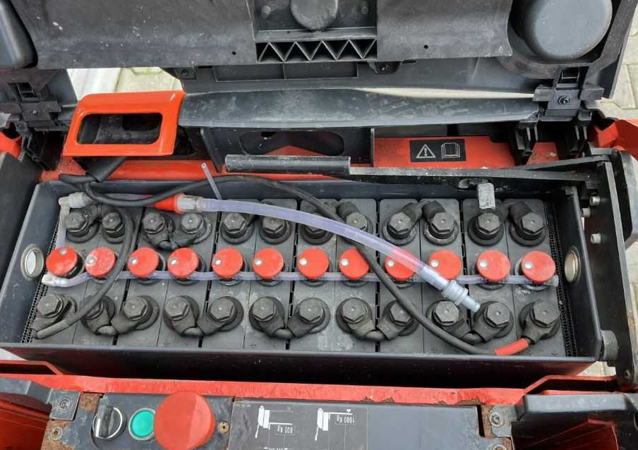 Linde T16L - משאית משטחים: תמונה 5 Linde T16L - משאית משטחים: תמונה 5