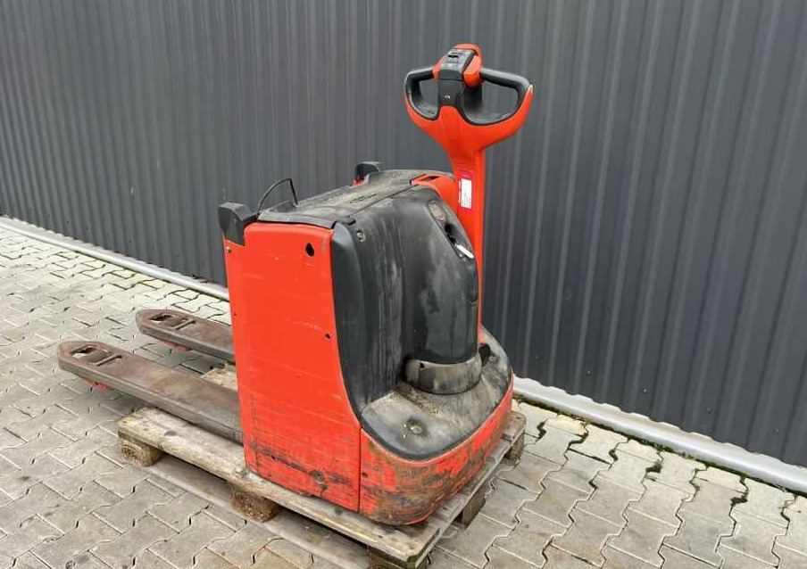 Linde T16L - משאית משטחים: תמונה 4 Linde T16L - משאית משטחים: תמונה 4