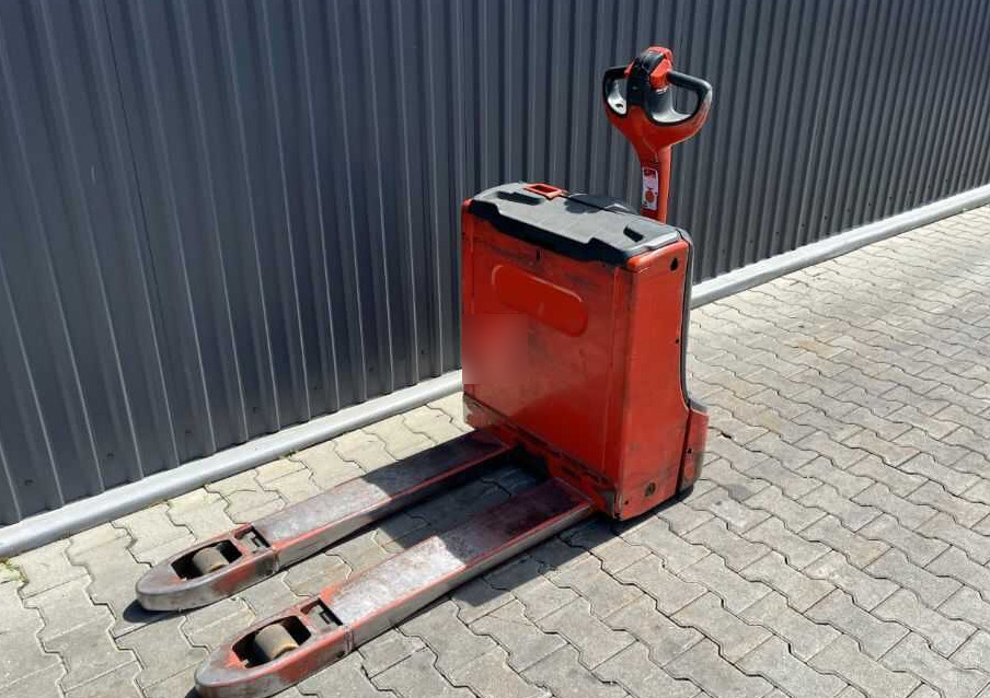 Linde T16 - משאית משטחים: תמונה 1 Linde T16 - משאית משטחים: תמונה 1