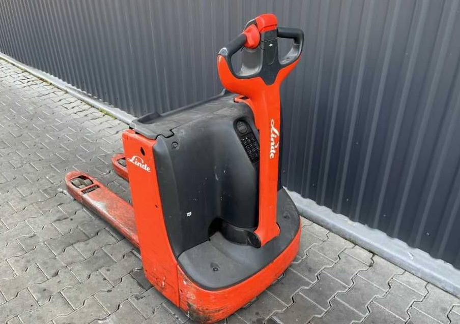 Linde T16 - משאית משטחים: תמונה 3 Linde T16 - משאית משטחים: תמונה 3