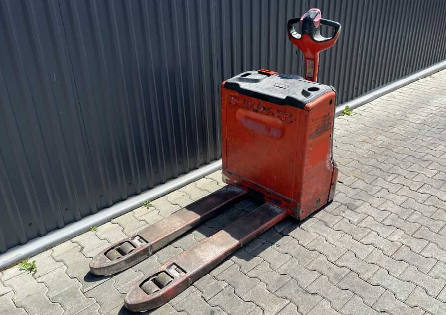 Linde T16 - משאית משטחים: תמונה 1 Linde T16 - משאית משטחים: תמונה 1