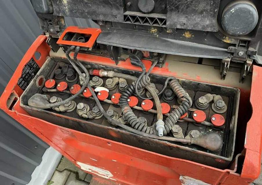 Linde T18 - משאית משטחים: תמונה 5 Linde T18 - משאית משטחים: תמונה 5