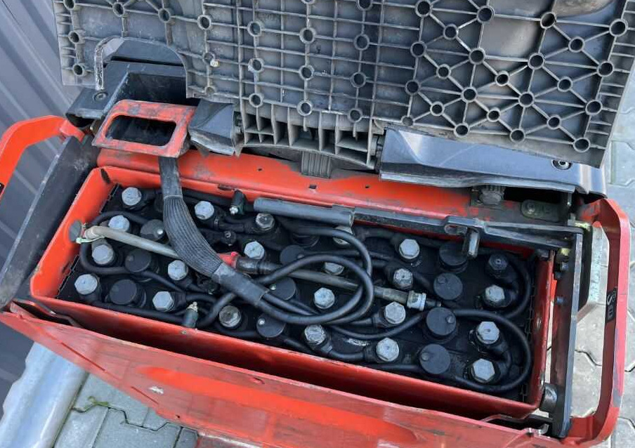 Linde T20P - משאית משטחים: תמונה 5 Linde T20P - משאית משטחים: תמונה 5