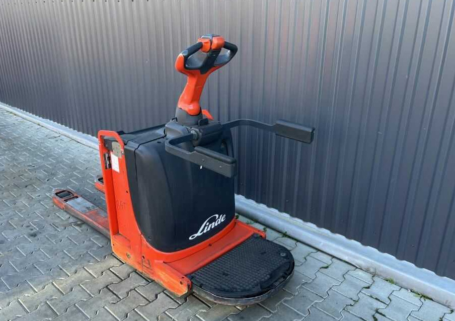 Linde T20P - משאית משטחים: תמונה 3 Linde T20P - משאית משטחים: תמונה 3