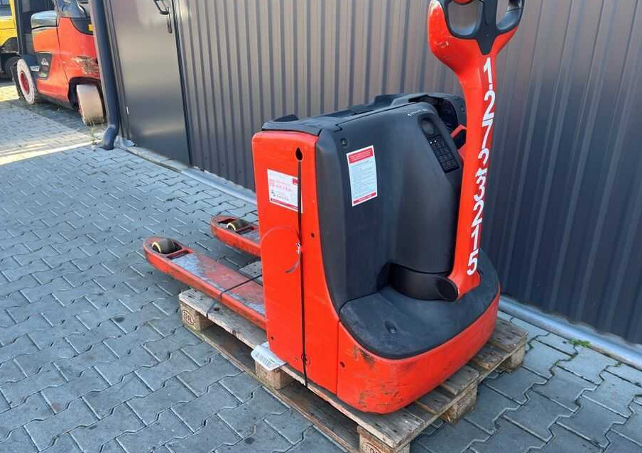 Linde T20 - משאית משטחים: תמונה 3 Linde T20 - משאית משטחים: תמונה 3