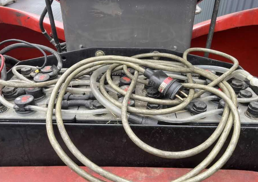 Manitou 105VJR - מעלית תורן אנכית: תמונה 5 Manitou 105VJR - מעלית תורן אנכית: תמונה 5