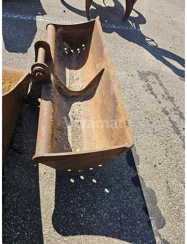 Caterpillar 428D - דלי: תמונה 2 Caterpillar 428D - דלי: תמונה 2