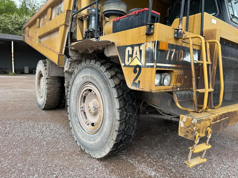 Caterpillar 771D - מסיר פסולת: תמונה 4 Caterpillar 771D - מסיר פסולת: תמונה 4