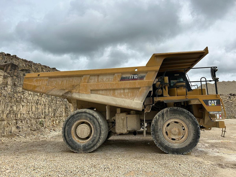 Caterpillar 771D - מסיר פסולת: תמונה 3 Caterpillar 771D - מסיר פסולת: תמונה 3
