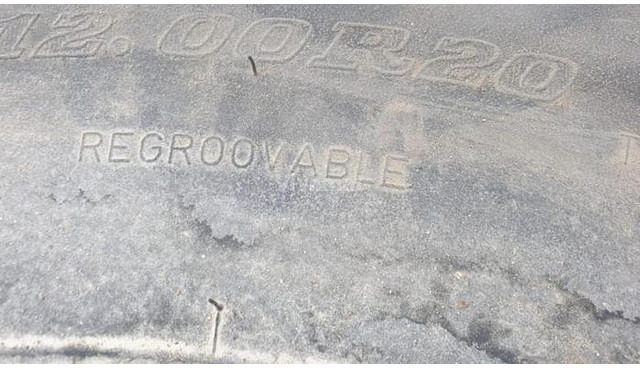 DUNLOP 12.00R20 SP931 - גלגלים וצמיגים: תמונה 5 DUNLOP 12.00R20 SP931 - גלגלים וצמיגים: תמונה 5