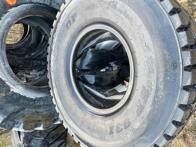 DUNLOP 12.00R20 SP931 - גלגלים וצמיגים: תמונה 3 DUNLOP 12.00R20 SP931 - גלגלים וצמיגים: תמונה 3