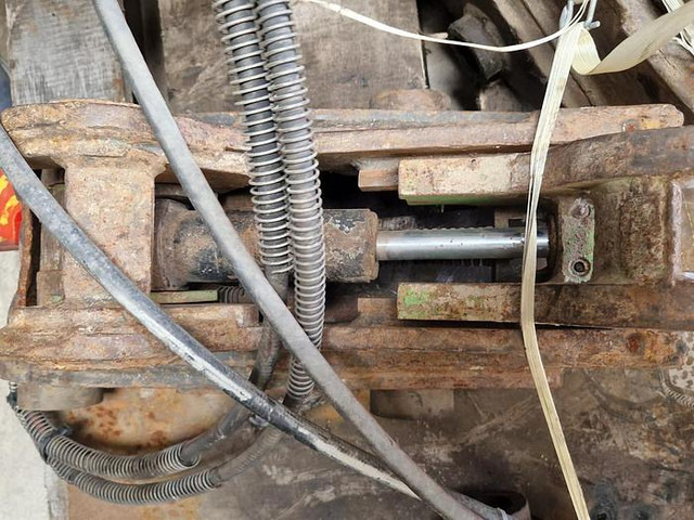 GEITH JCB3CX - מצמד מהיר: תמונה 1 GEITH JCB3CX - מצמד מהיר: תמונה 1