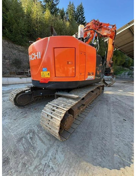 Hitachi ZX225USLC-6 - מחפר: תמונה 4 Hitachi ZX225USLC-6 - מחפר: תמונה 4