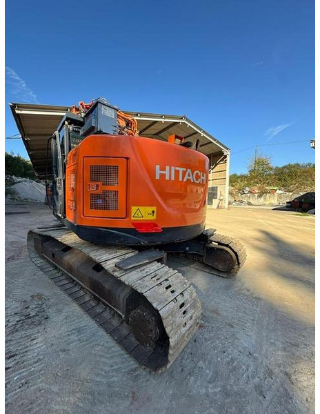 Hitachi ZX225USLC-6 - מחפר: תמונה 1 Hitachi ZX225USLC-6 - מחפר: תמונה 1
