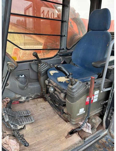 Hitachi ZX650LCH - מחפר סורק: תמונה 5 Hitachi ZX650LCH - מחפר סורק: תמונה 5