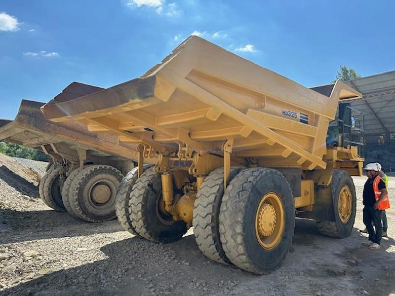 Komatsu HD325-6KE - מסיר פסולת: תמונה 4 Komatsu HD325-6KE - מסיר פסולת: תמונה 4