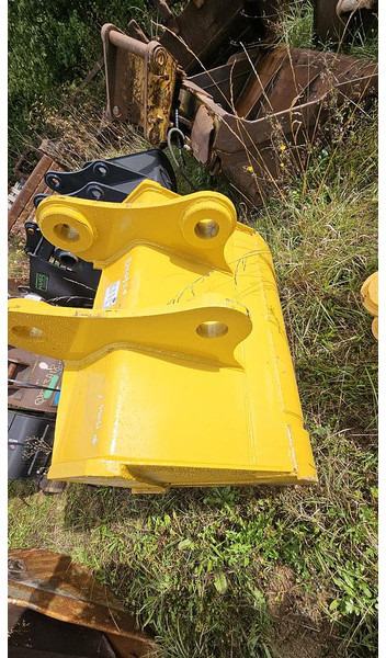Komatsu PC200 - דלי: תמונה 4 Komatsu PC200 - דלי: תמונה 4