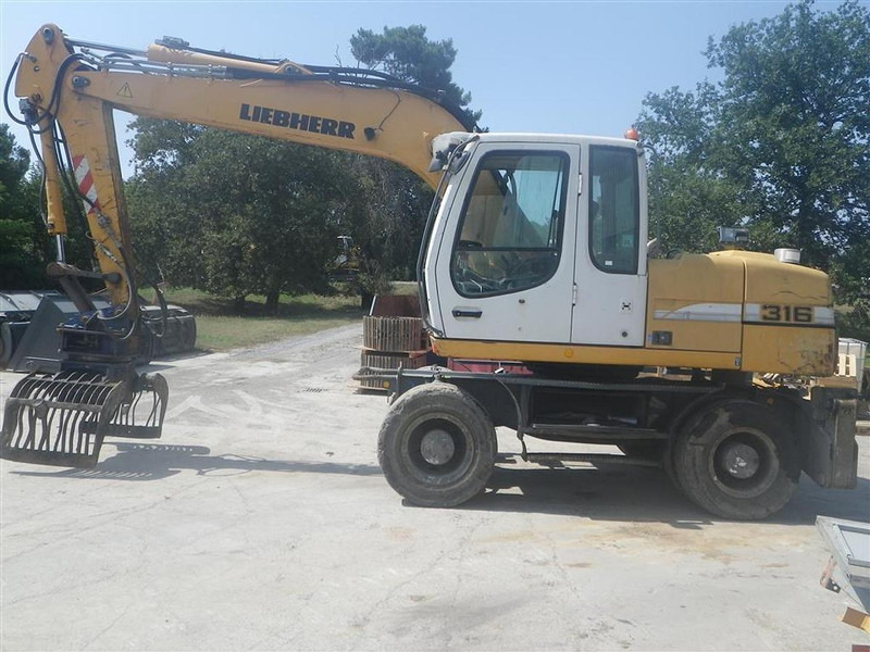 Liebherr A316Li - מחפר: תמונה 3 Liebherr A316Li - מחפר: תמונה 3
