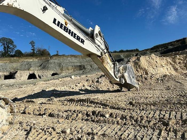 Liebherr R9100 - מחפר סורק: תמונה 2 Liebherr R9100 - מחפר סורק: תמונה 2
