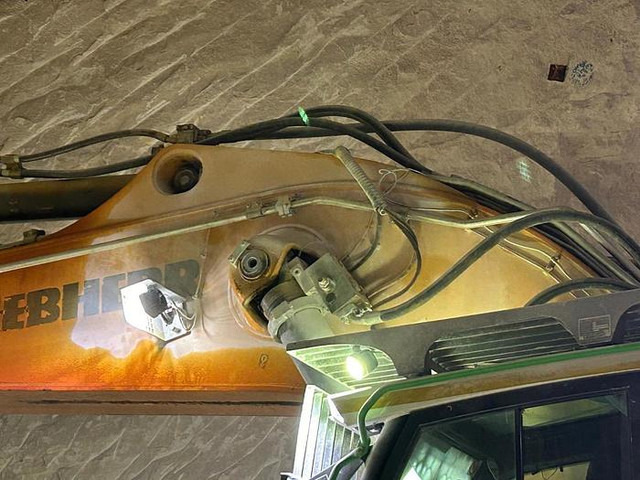 Liebherr R956HD - מחפר סורק: תמונה 5 Liebherr R956HD - מחפר סורק: תמונה 5