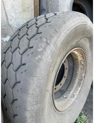 ROUE BRIDGESTONE 65R22.5 M748 - גלגלים וצמיגים: תמונה 2 ROUE BRIDGESTONE 65R22.5 M748 - גלגלים וצמיגים: תמונה 2